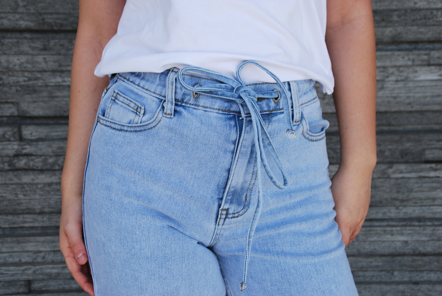 Jeans med hög midja ljusblå